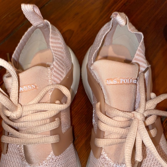 Shoes - Picture 2 of 3